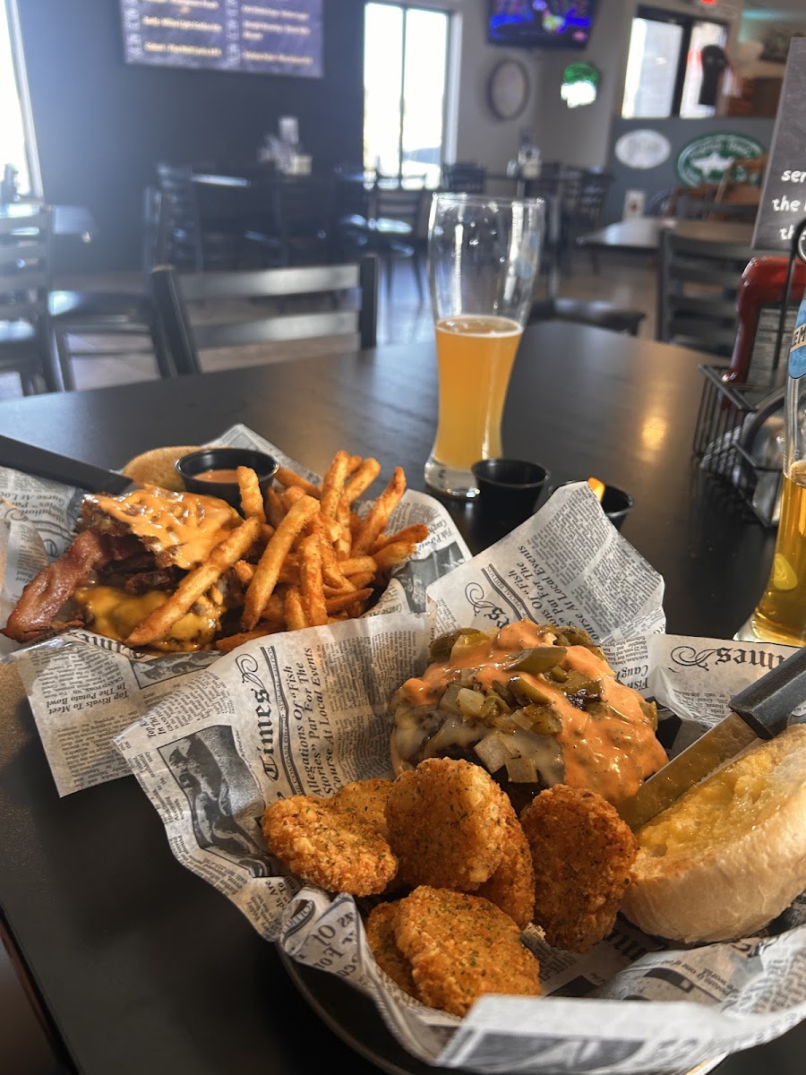 Neighbors Grub and Pub